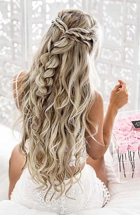 55 Easy Updo Hairstyles for Short, Medium and Long Hair (2023) 55 Easy Updo Hairstyles for Short, Medium and Long Hair (2023)