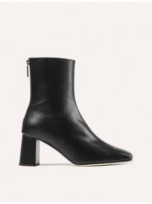 Black Boots