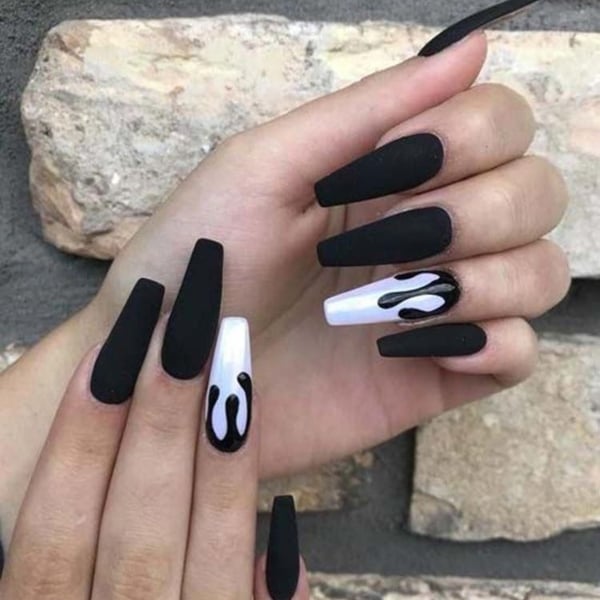 Black Coffin Acrylic Nails