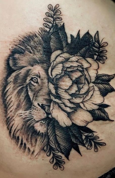 15 Best Lion and Flowers Tattoo Designs  Page 3 of 3  PetPress