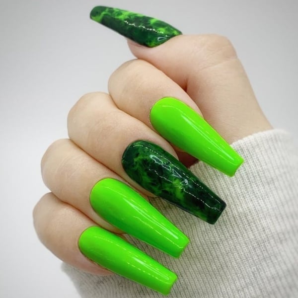 Lime Green Nails 