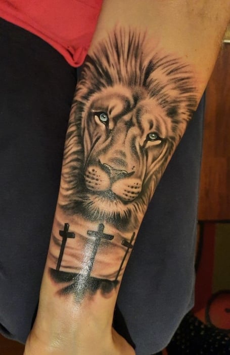 Lion Cross Tattoo1