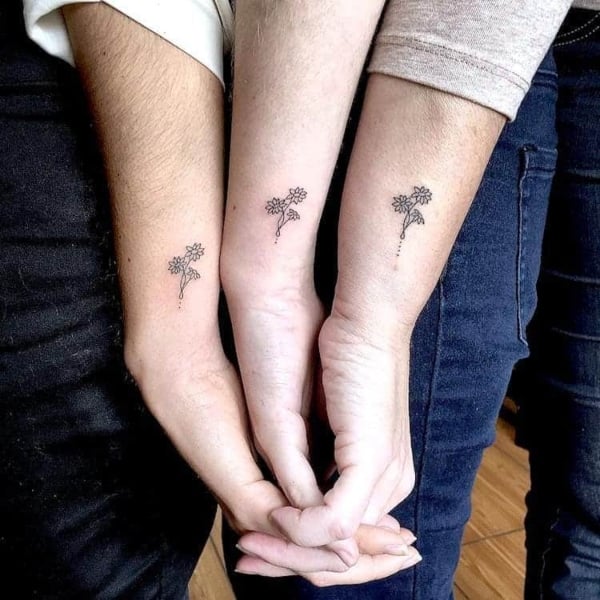 Mother Daughter Tattoos: 10 Meaningful Tattoo Ideas (with Pictures)