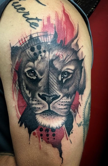 Trash Polka Lion Tattoo2