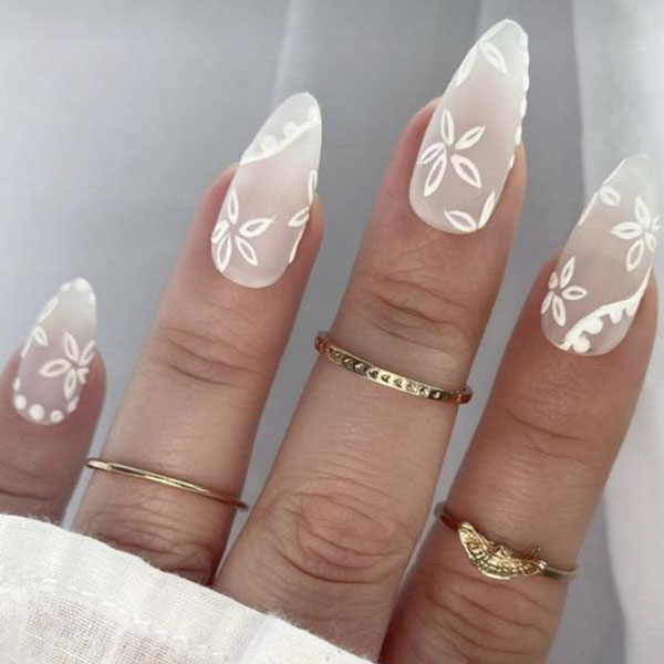 White Flower Nails