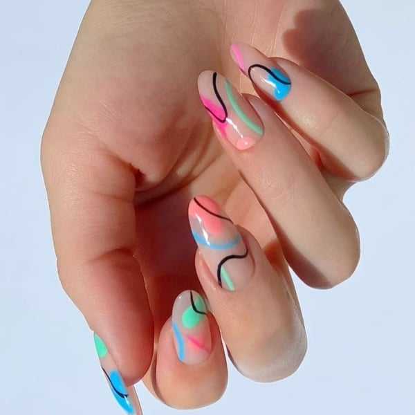 Summer Oval Nails