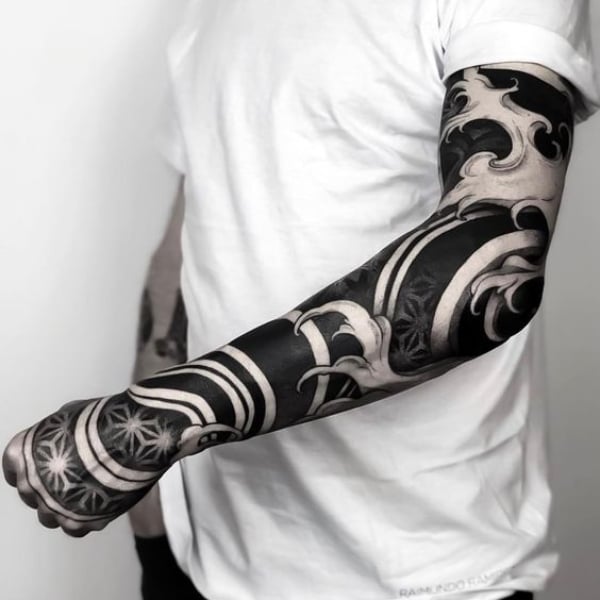 S E T S U N A — Some of the best tattoos are just black