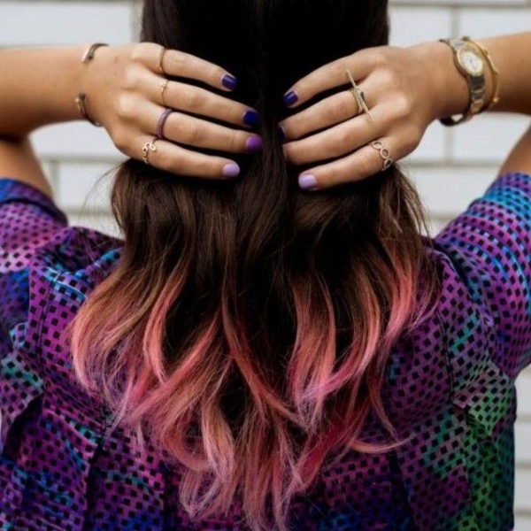25 Cool E-Girl Hairstyles & Hair Color Ideas - The Trend Spotter