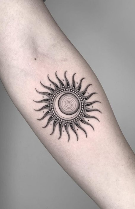 46 Stunning Sun Tattoos On Wrist  Tattoo Designs  TattoosBagcom