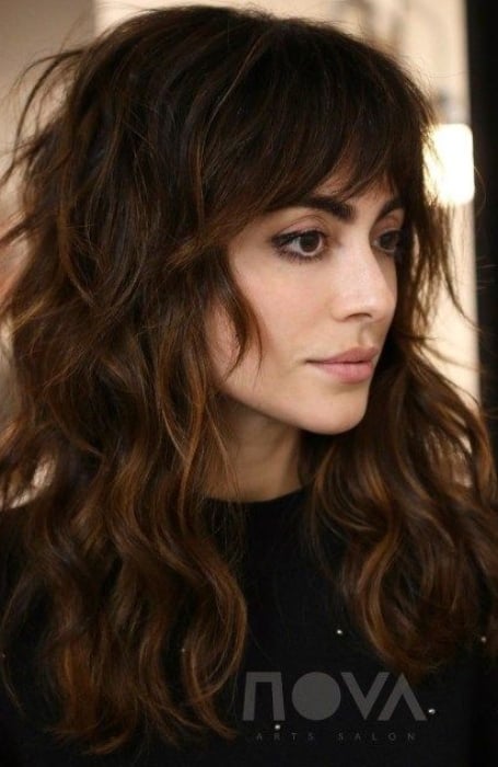 Layered Wavy Shaggy Hair