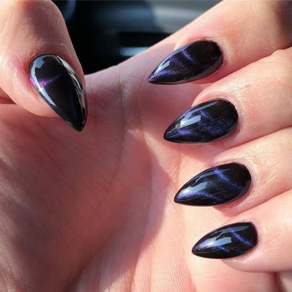 Pointy Mountain Peak Nails