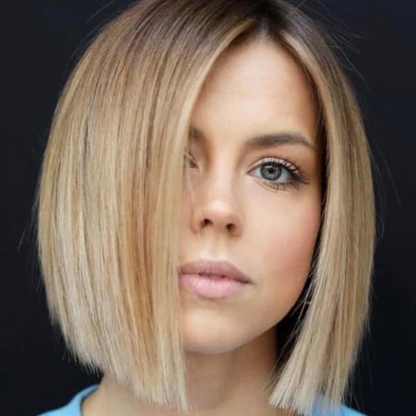 Round Face Short Hairstyles For Thick Hair
