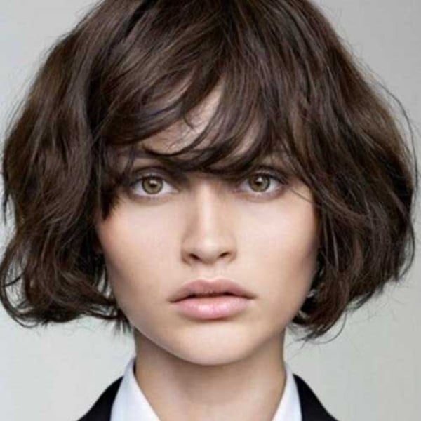 40 Flattering Bangs for Round Faces – The Right Hairstyles