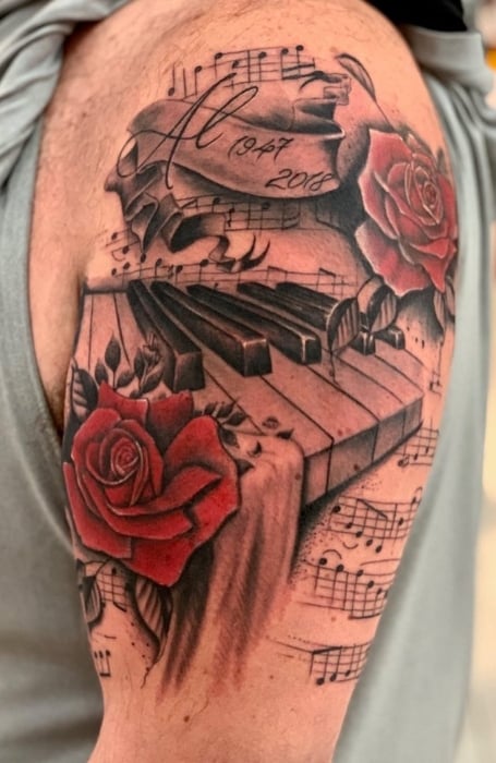 Shoulder Music Tattoos (1)
