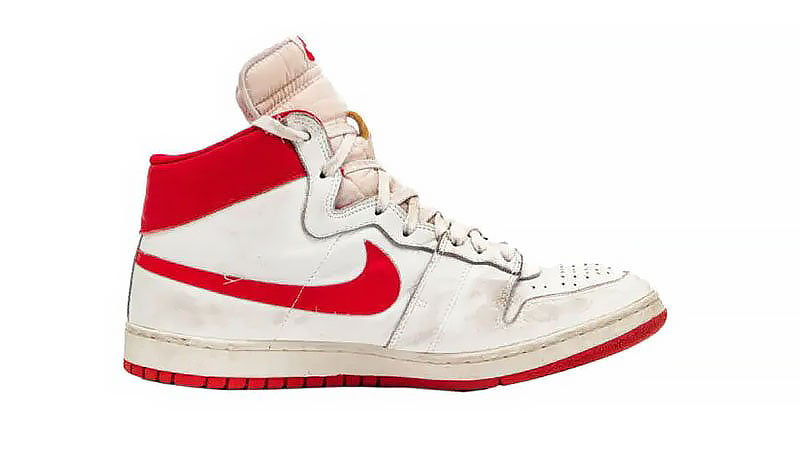 Michael Jordan Nike Air Ships