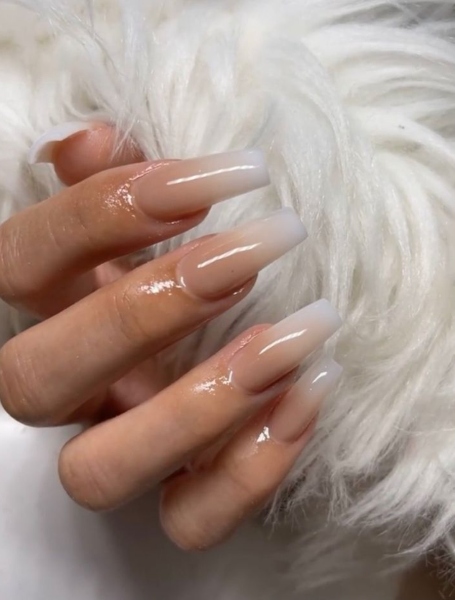 Nude Ombre Nails