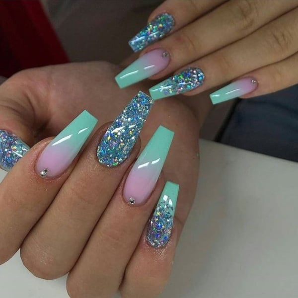 Cute ombre nails discount