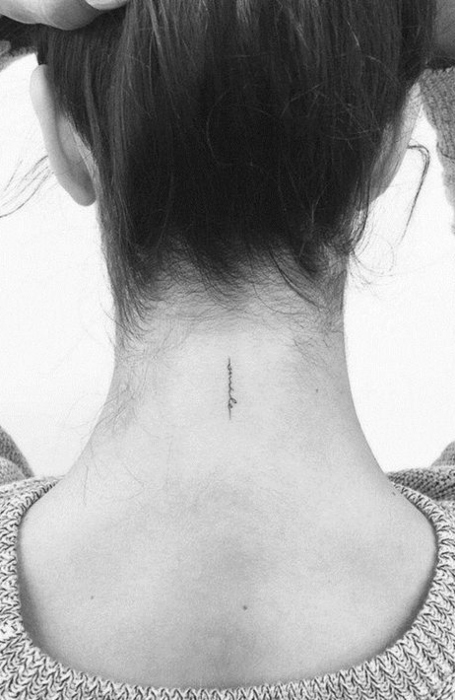 Small Neck Tattoos (1)