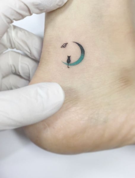 Cat Moon Tattoo 