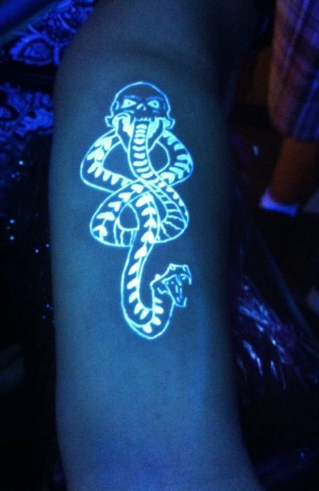 Harry Potter Black Light Tattoo (1)