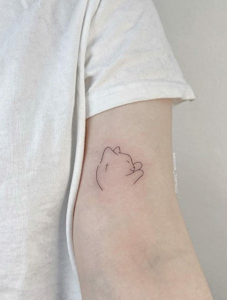 18 Genuinely Pretty Cat Tattoos You Need RN #60 18 Genuinely Pretty Cat Tattoos You Need RN