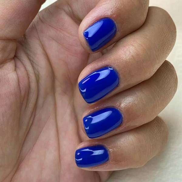 Royal Blue Dip Nail (1)