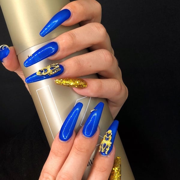 Royal Blue And Gold Nails (1)