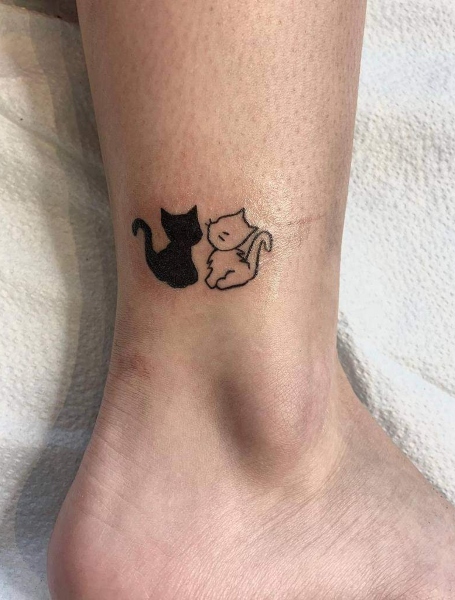 116 Minimalistic Cat Tattoos For Cat Lovers | Bored Panda