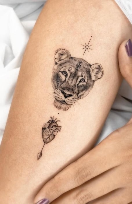 Unique Lion Tattoo (1)