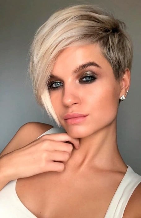 Asymmetrical Pixie Bob Haircut (1)