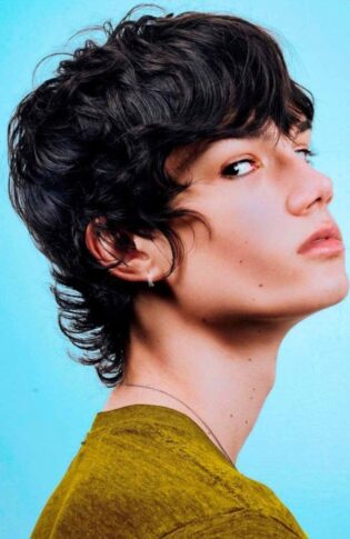 20 Cool Wolf Cut Hairstyles For Men In 2025 Choppy Wolf Cut 315x485