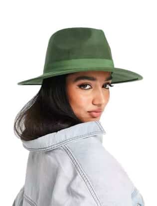 Green. Fedora