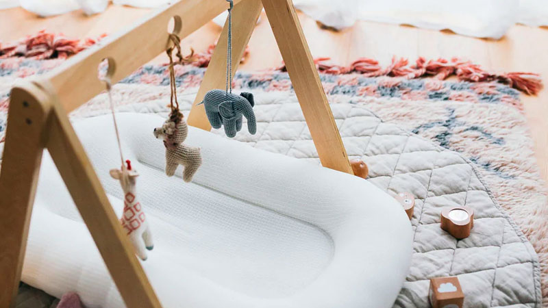 Linen Social Baby Lounger