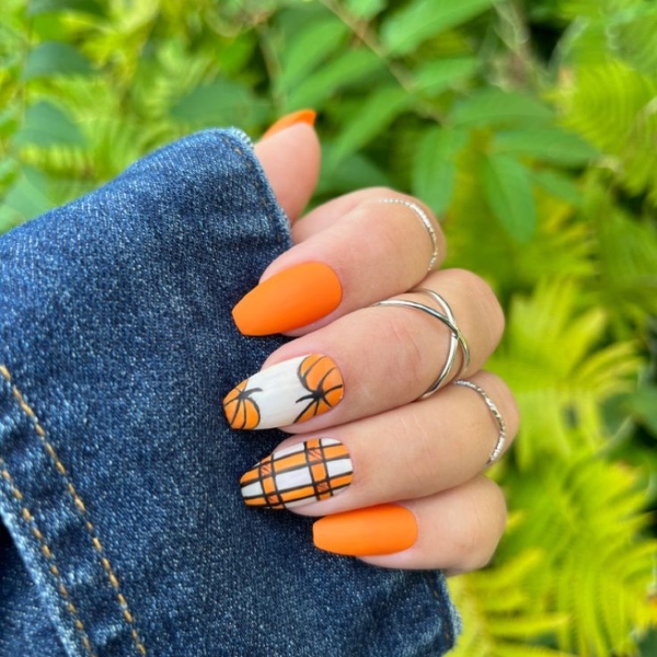 Thanksgiving Press On Nails (1)