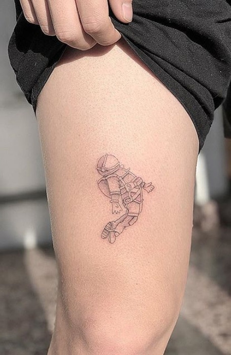 Fine Line Tattoo (1)