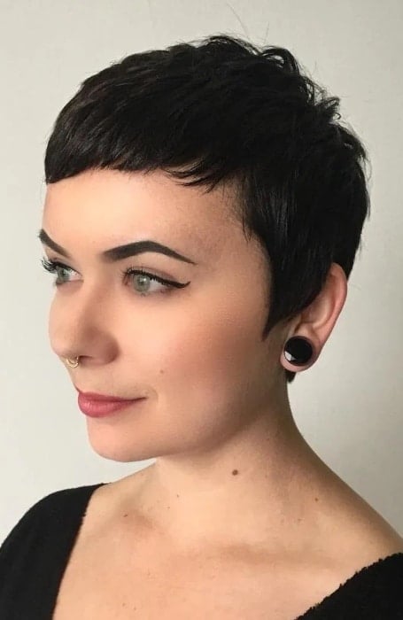 Short Pixie For Round Faces