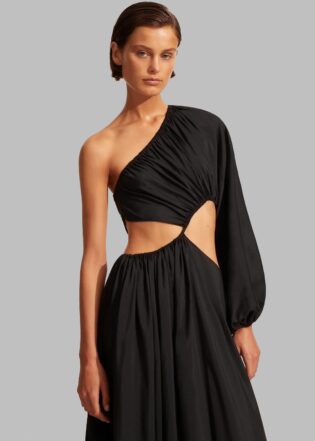 The Asymmetric Wave Dress Black 3 1440x 71601da5 2464 4ef3 Af75 7441a0e49925