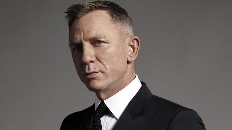 Daniel Craig