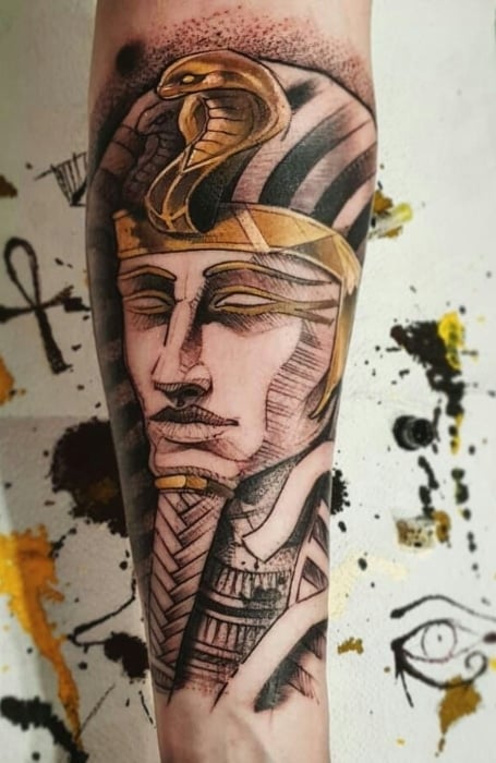 Egyptian Tattoo On Finger