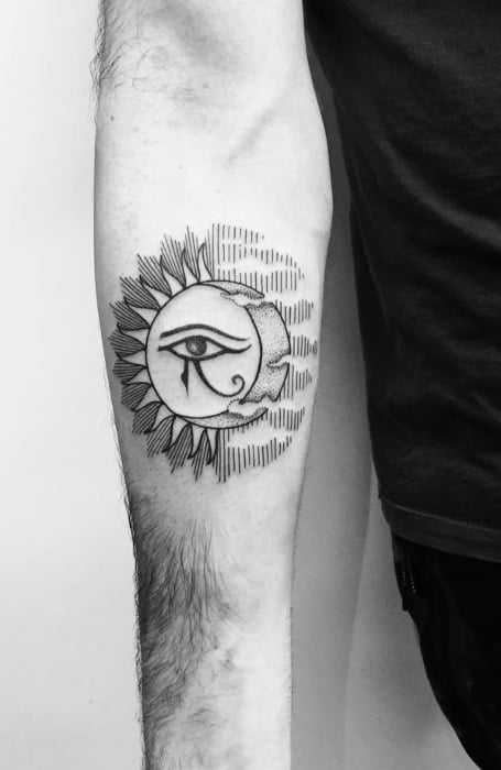 Egyptian Sun Tattoo (1)