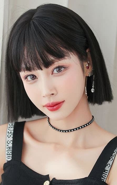 25 Short Hair with Bangs Ideas For 2023 - The Trend Spotter