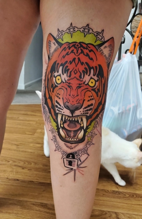 Tiger Knee Tattoo