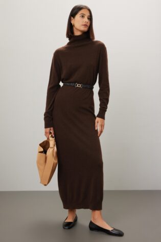 Winter Wedding Attire For Guests