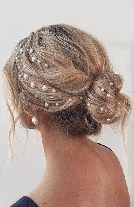 Chignon With Pearls