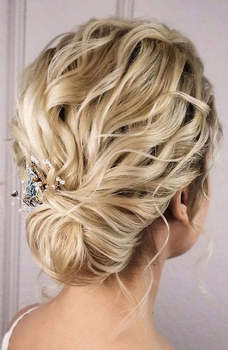 Curly Chignon 