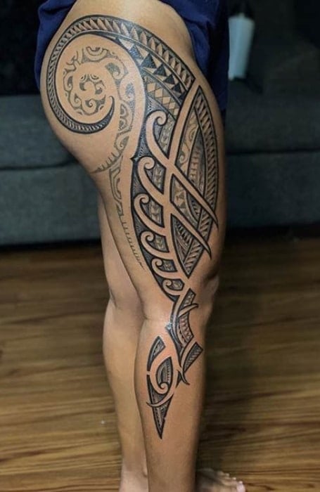Lady diving tattoo, with micro Polynesian. Done at Tiger Tattoo by Sienna  Jacobson : r/tattoo