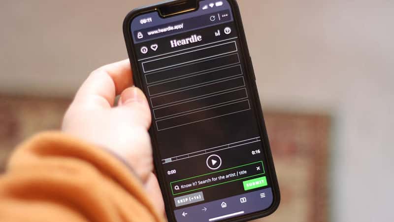 How To Download The Heardle App
