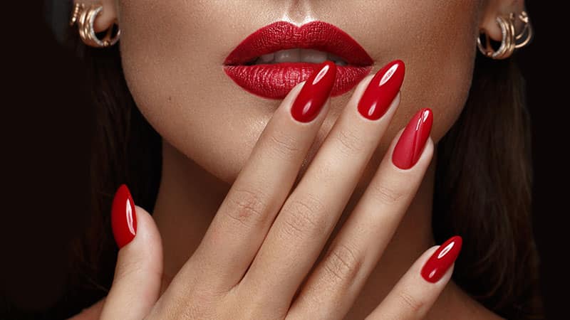 Russian Gel Manicure vs Traditional Manicure: How to Choose - The Alley  Theater