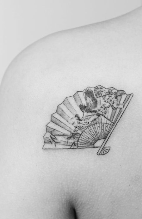 Small Chinese Tattoos