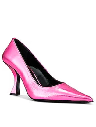 Barbiecore Pumps
